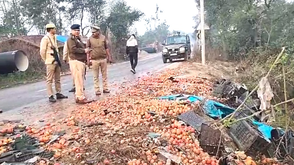 Ballia Accident News 6 of family died in an Accident returning from Tilak ceremony 
