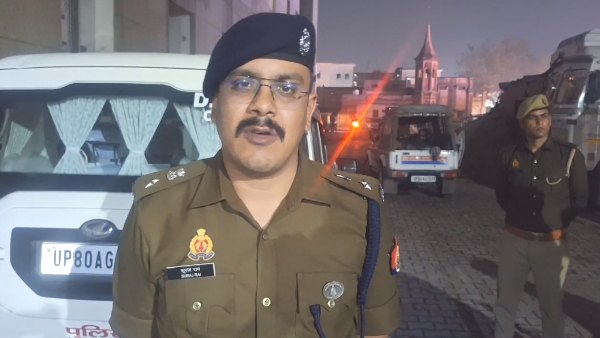 Agra News 2 died due to gas leak at a silver polishing plant