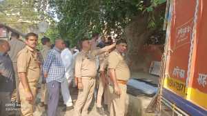 Hardoi News: Bike collides with bus, three killed