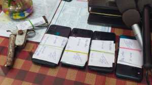 Kaimur News: एसडीपीओ ने हाइटेक चोरों को देसी कट्टा के साथ किया गिरफ्तार। 