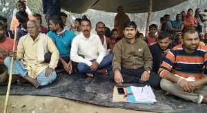 Bhagalpur News:  किसानों ने अपनी मांगों को लेकर शुरू की भूख अनशन 